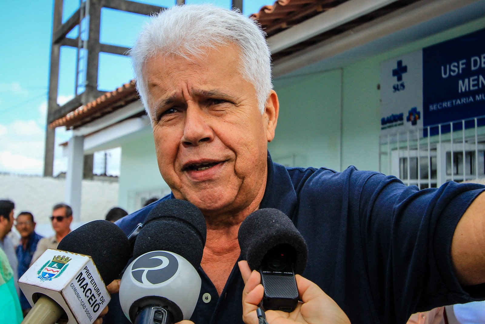 Secretário José Thomaz Nonô é intimado pelo MPT para audiência sobre falta de EPIs na rede de saúde