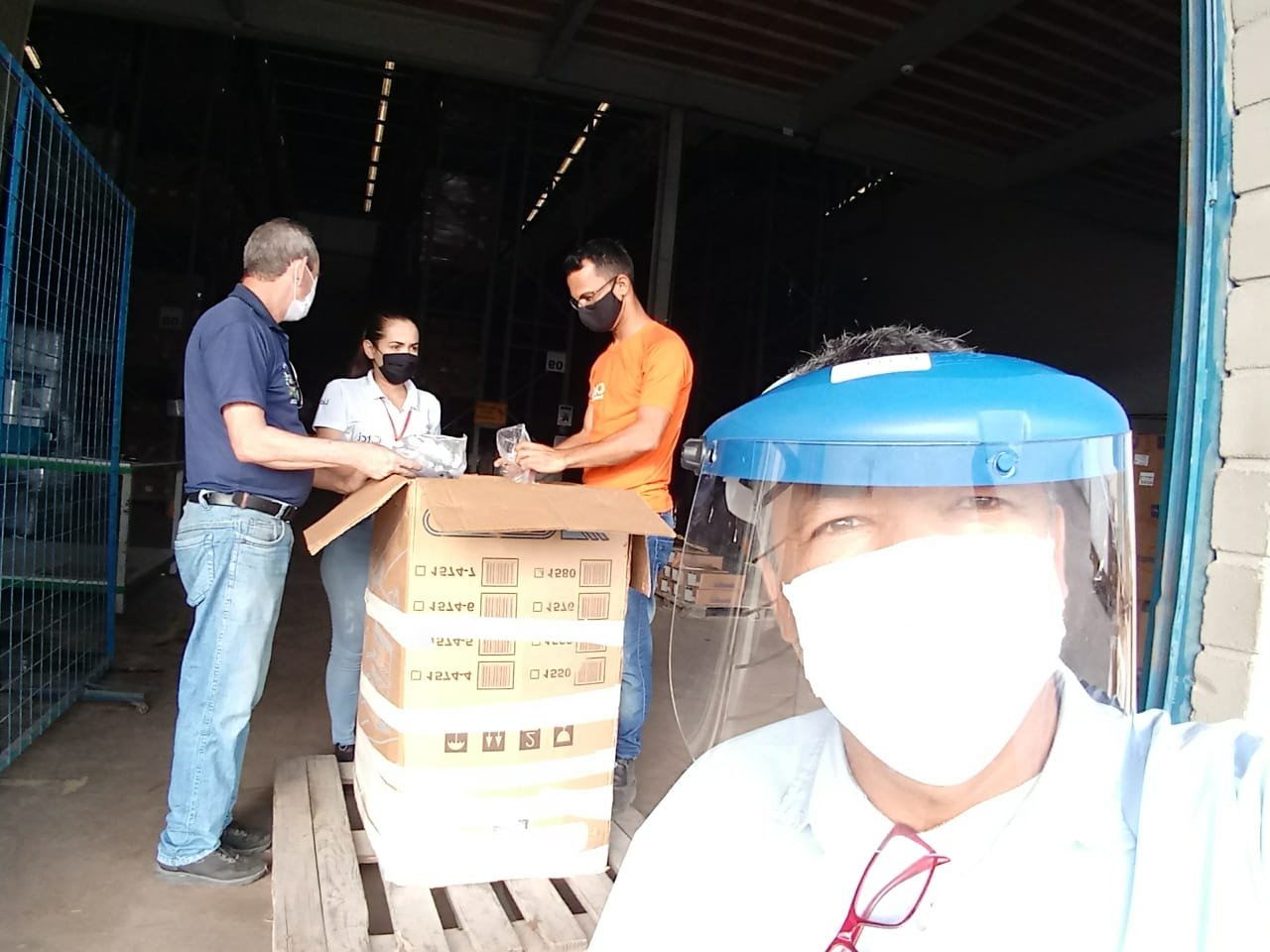 Fiea, Senai e Sinduscon doam mais de 2 mil protetores faciais