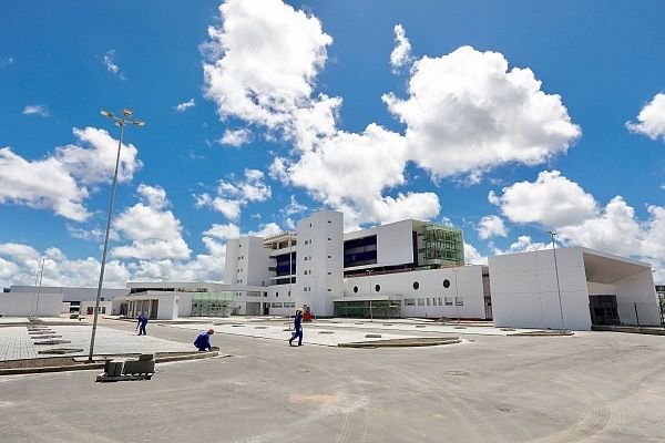 Hospital Metropolitano começa a receber pacientes com Covid-19 neste sábado