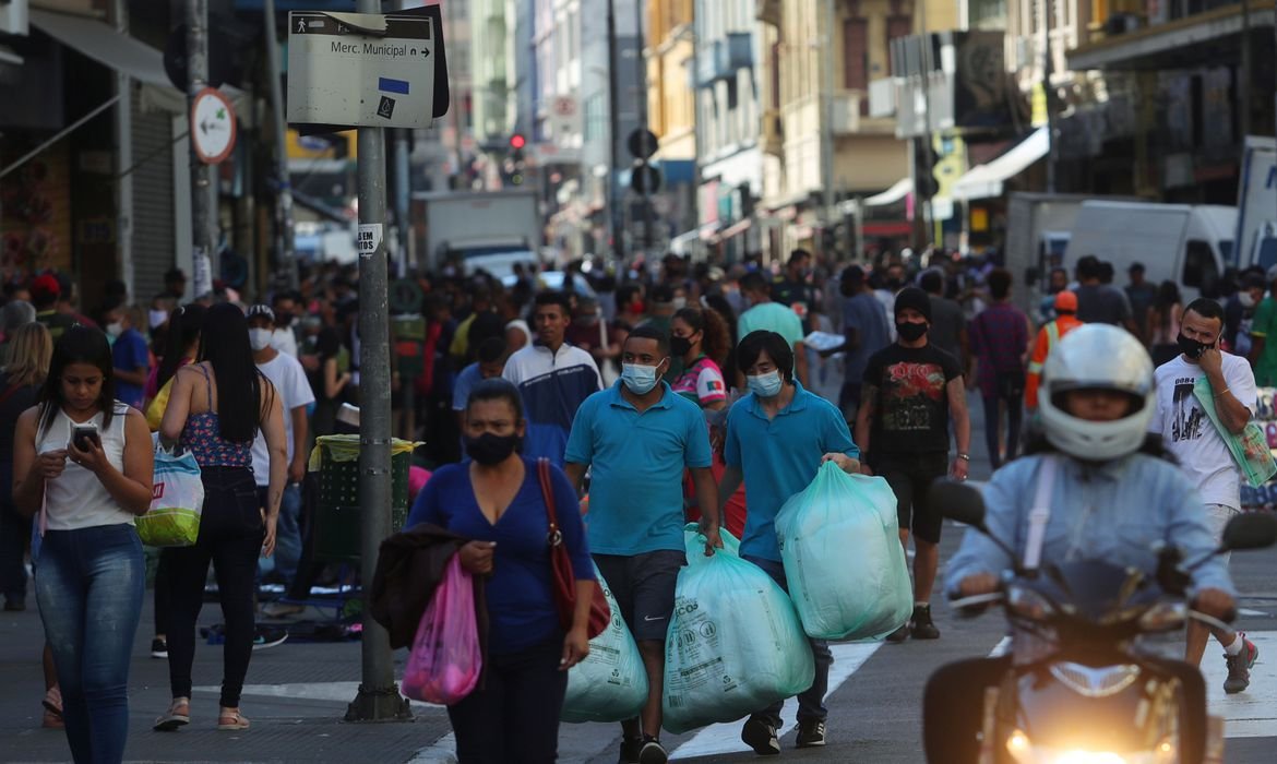 IBGE: população do Brasil passa de 211,7 milhões de habitantes e a de Alagoas dos 3,35 milhões