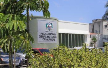 Com 15 servidores efetivos para 88 procuradores, entidade cobra concurso para a PGE Campanha lançada esta semana pede estruturação do órgão