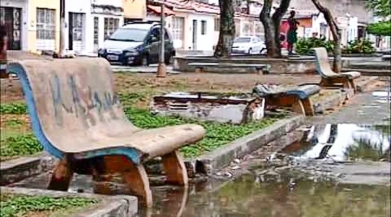 Sobre praças, jardins e afins