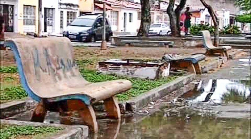 Sobre praças, jardins e afins