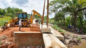 Prefeitura de Maragogi refaz ponte do Assentamento Papagaio