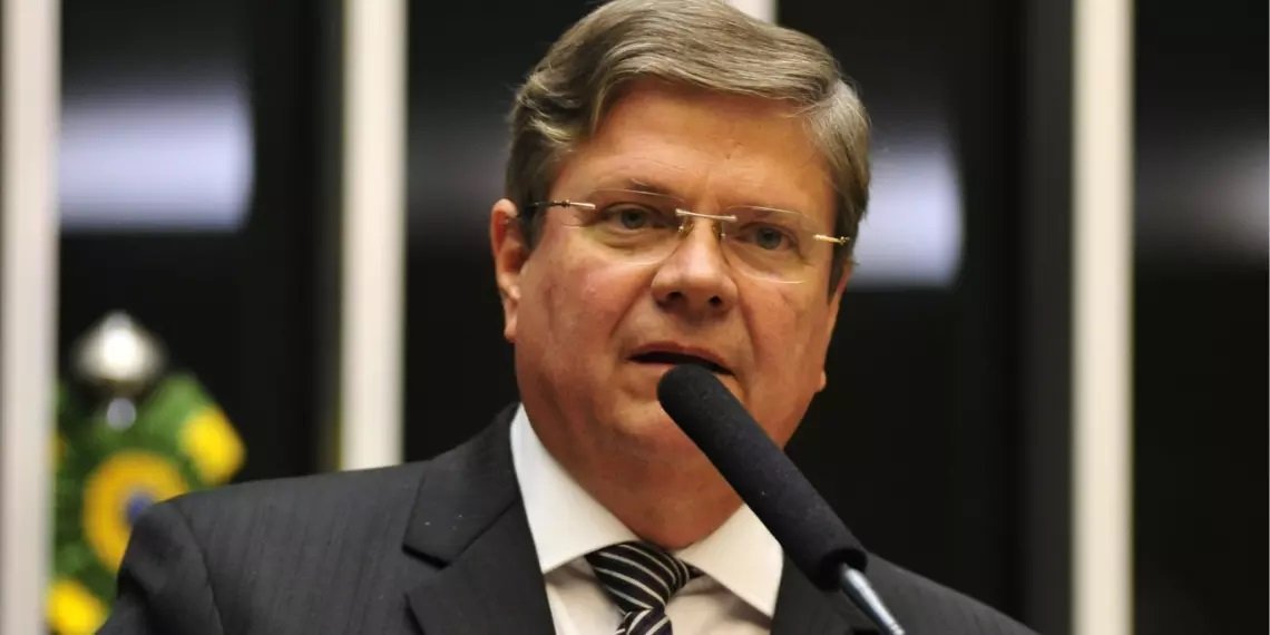 Prefeitura de Penedo decreta luto de três dias pela morte de Alexandre Toledo