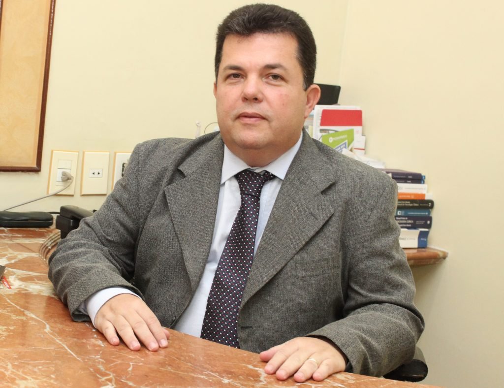 Dr João Aderbal