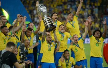 Copa América no Brasil divide políticos alagoanos Governador Renan Filho definiu decisão de trazer evento para o Brasil como “um violento equívoco da CBF” e destacou que pandemia avança