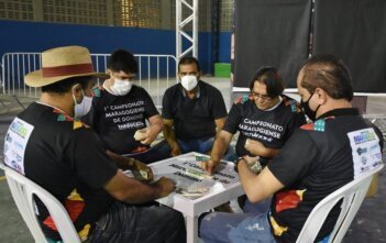 Maragogi promove campeonato de dominó Dupla campeã levou um prêmio em dinheiro de R$ 800