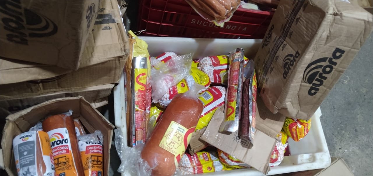 Vigilância Sanitária de Maceió recolhe 300kg de alimentos impróprios em laticínio