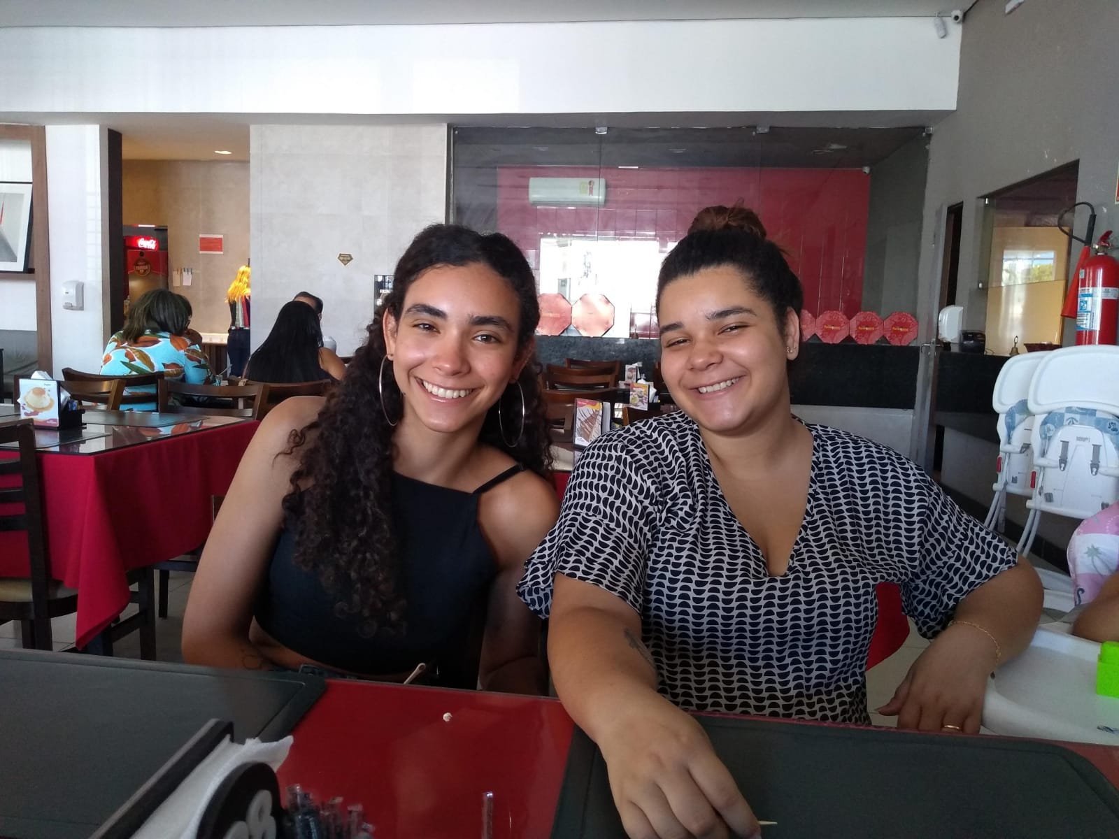 Filhas Minhas e do Mundo