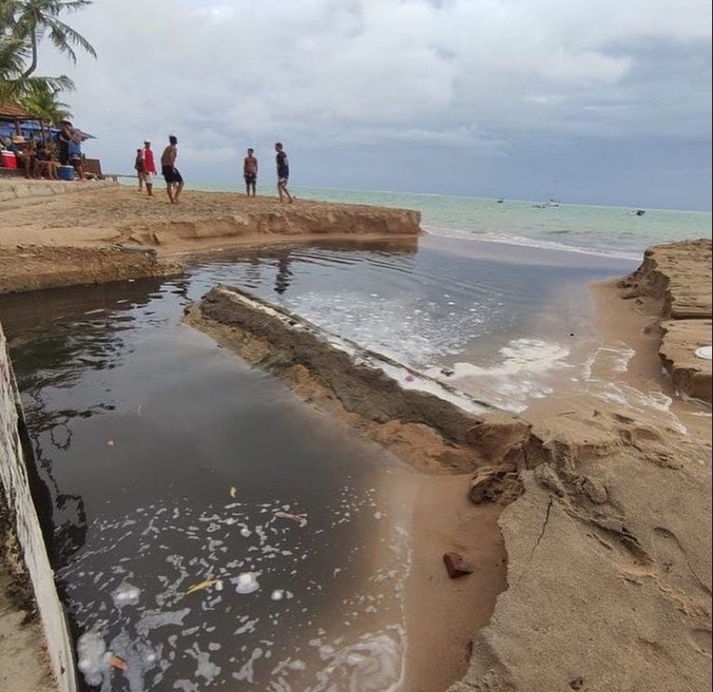 Aniversário de Maceió: festa na orla, população abandonada nos bairros e grotas — qual o motivo para comemorar? 