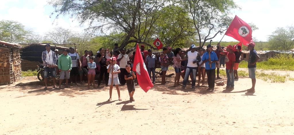 Trabalhadores rurais acusam Grupo Pedreira Monteiro de ameaçar famílias acampadas em Traipu