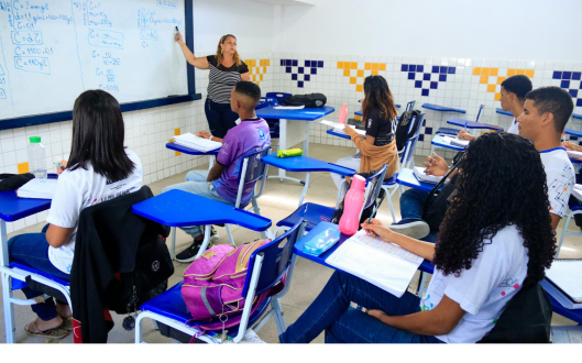Na Inglaterra, Paulo Dantas terá bons exemplos para resgatar a Educação de Alagoas
