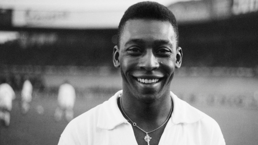 Pelé, o melhor jogador de todos os tempos, morre aos 82 anos