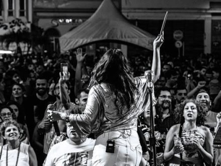 Entre batuques e guitarras: Coletivo Rock Maracatu organiza ensaio pré-festejos de carnaval