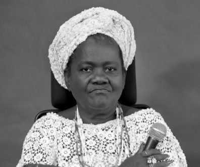 MÃE VERA