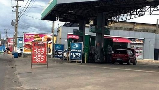 Alagoas entre três únicos estados onde preço da gasolina pode cair