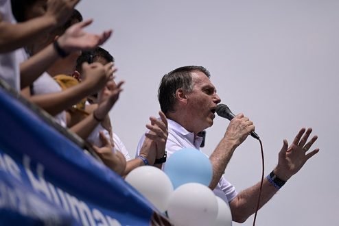 Bolsonaro perdeu capital político, mas ainda será o cabo eleitoral da extrema direita em 2024