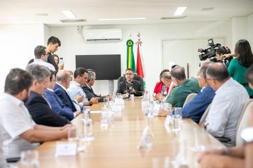 Dantas anula concessão dada a empresa para administrar abatedouro em Viçosa