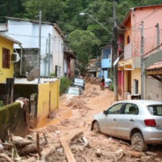 Urbanização em áreas de risco de deslizamento triplicou nos últimos 38 anos no Brasil