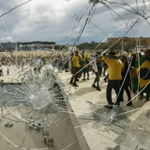 Cid orientou manifestantes a marchar contra o STF e o Congresso em 2022