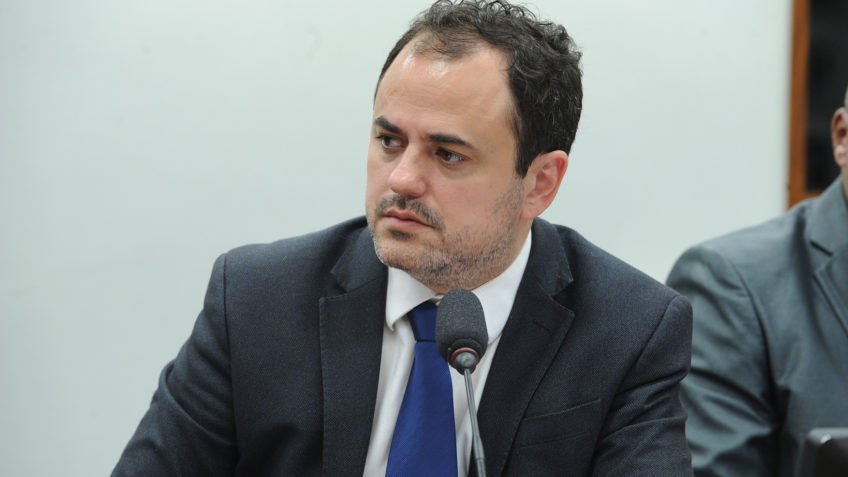 Orçamento secreto: Glauber Braga cita Rio Largo como exemplo de irregularidades