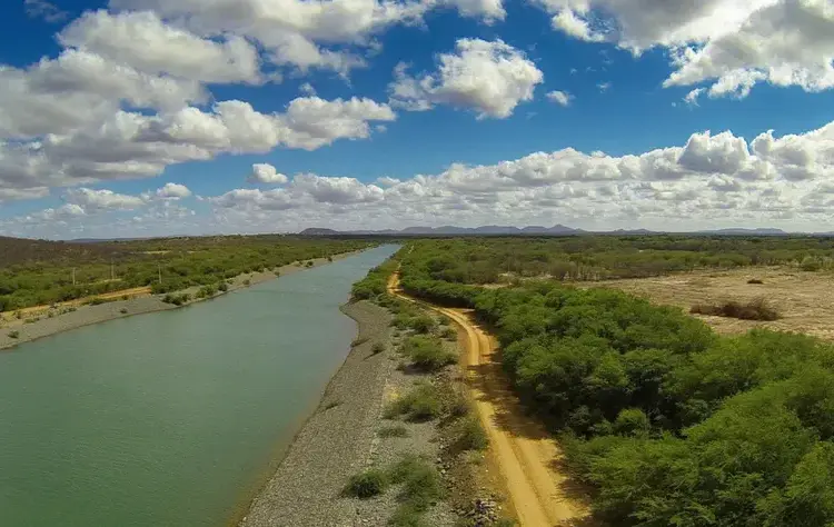 Vale Verde no Comitê de Bacia do Sertão do São Francisco: a raposa no galinheiro