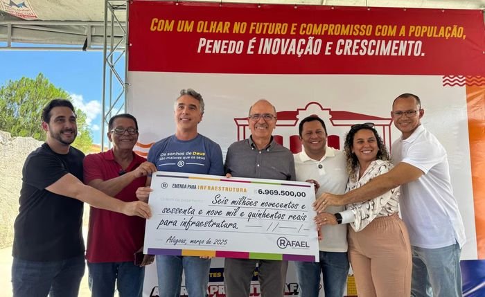 Rafael Brito destina quase R$ 7 milhões para Penedo e reforça compromisso com o desenvolvimento do município