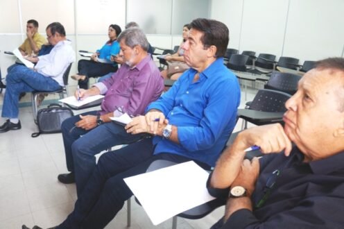 Empresário oferece vaga a Fernando Collor para remição de pena em Maceió