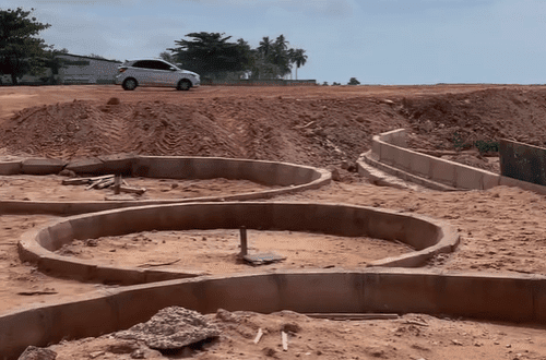 Obra do Parque Linear, em Riacho Doce, segue abandonada e não será entregue no prazo