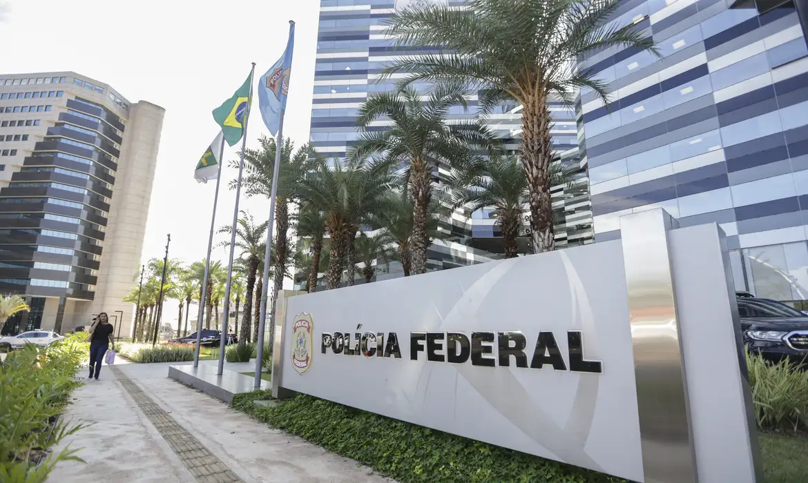Inscrições para concurso da Polícia Federal são prorrogadas até dia 17