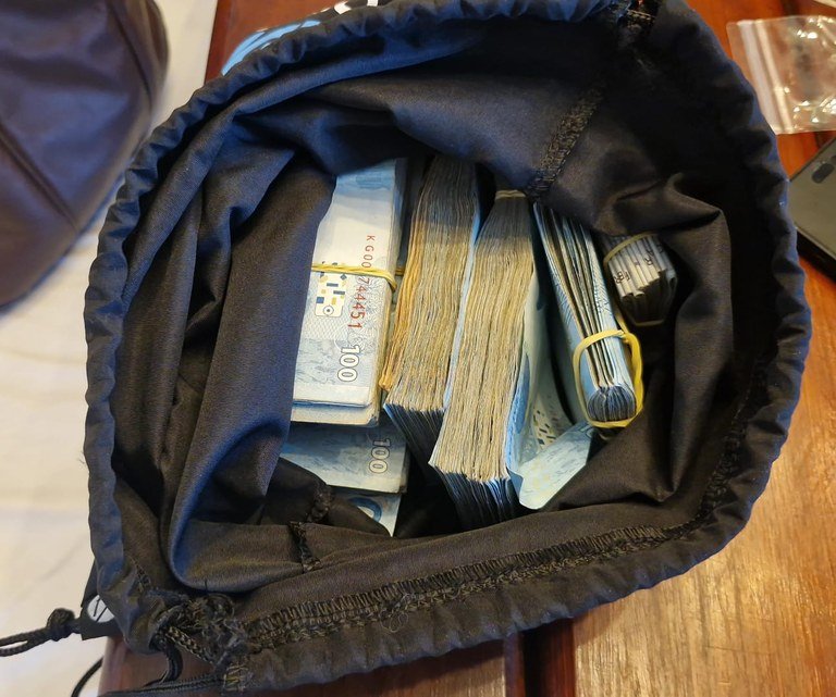 PF investiga desvio de R$ 8 milhões em contrato de locação de veículos em Alagoas