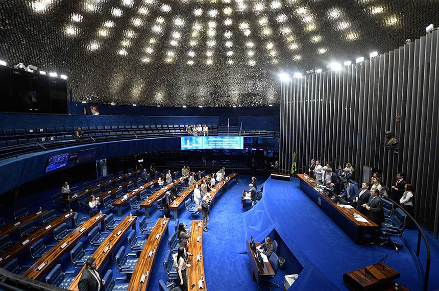 Senado aprova desmonte do licenciamento ambiental com apoio do agro
