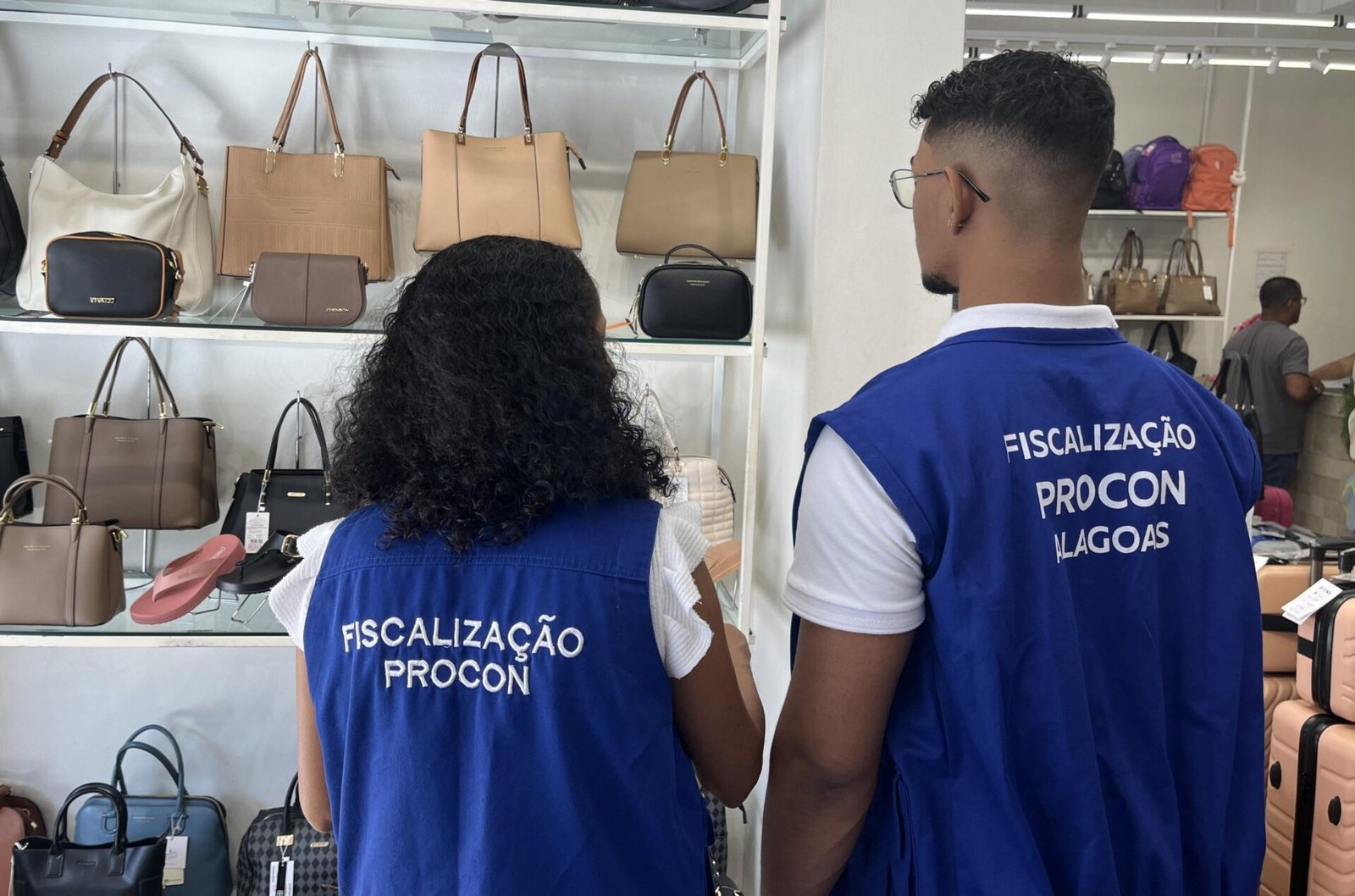 Procon Alagoas alerta consumidores para práticas abusivas no Dia das Mães