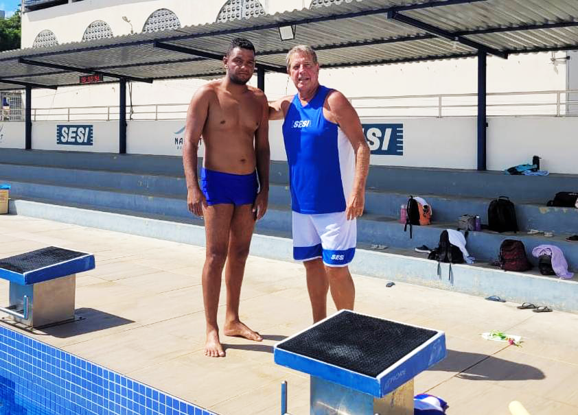 Nadador alagoano disputa seletiva nacional para campeonato de natação paralímpica