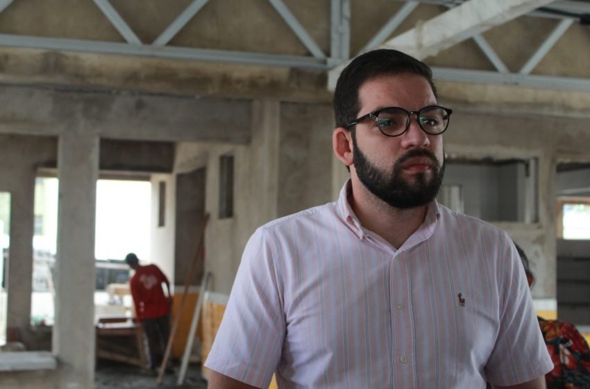 Prefeito JHC nomeia Rogério Lima para Educação e retoma controle total do Fundeb em meio à greve