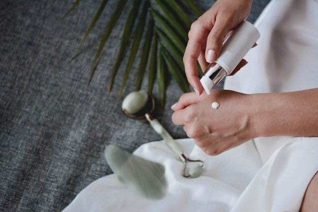 O que funciona nos cuidados com pele, cabelo e unhas? Veja 7 pontos