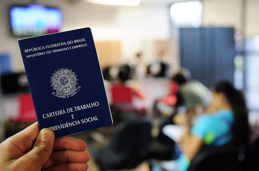 Redução da jornada de trabalho será debatida hoje (9) em audiência no Senado