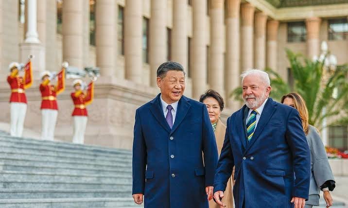 Viagens de Lula atraem mais de R$ 127 bilhões em investimentos estrangeiros para o Brasil
