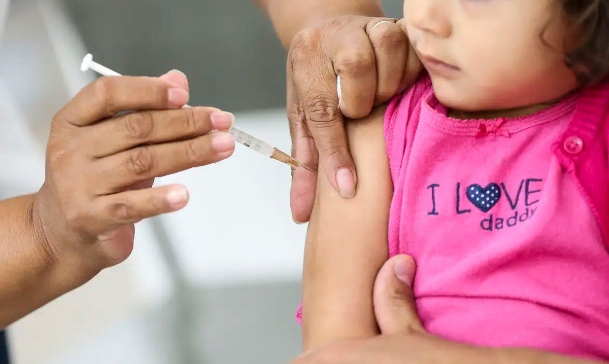 Proteção contra o sarampo vem da vacina tríplice viral