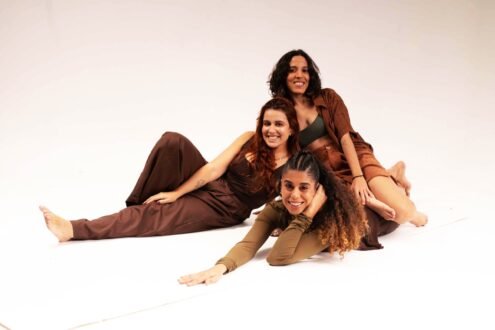 Trio LariLoreLais apresenta inédito show no Theatro Homerinho