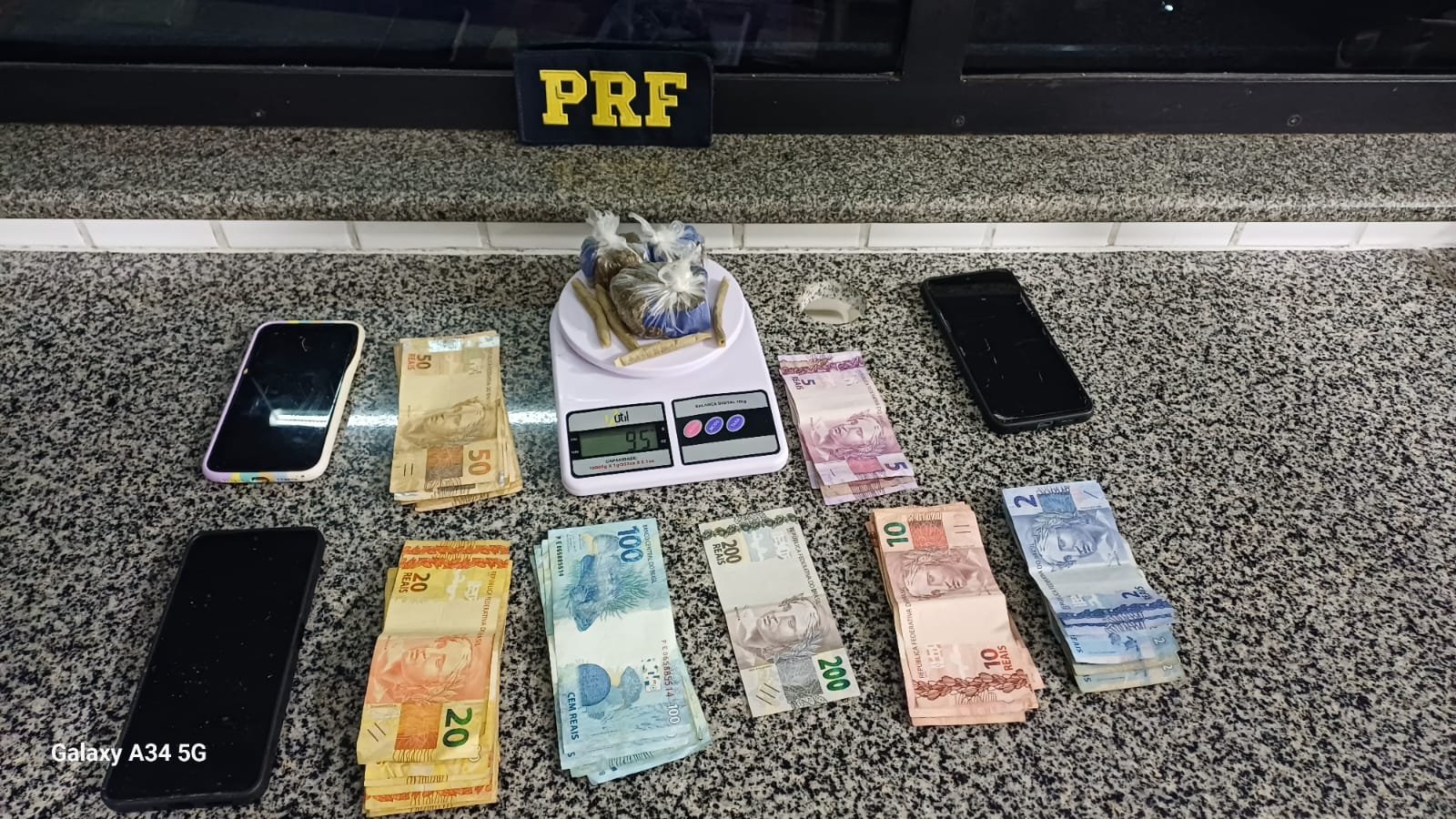 PRF prende trio por tráfico de drogas em União dos Palmares