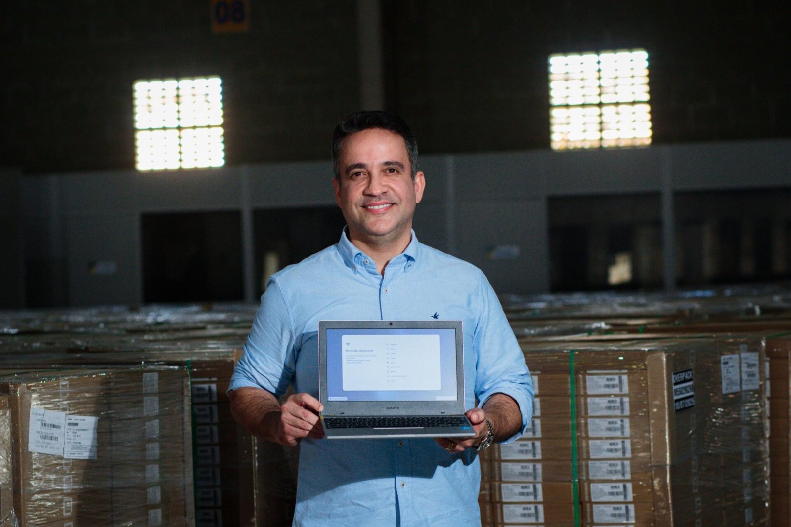 Governo de Alagoas investe mais de R$ 100 milhões em tecnologia para transformar salas de aula em laboratórios móveis