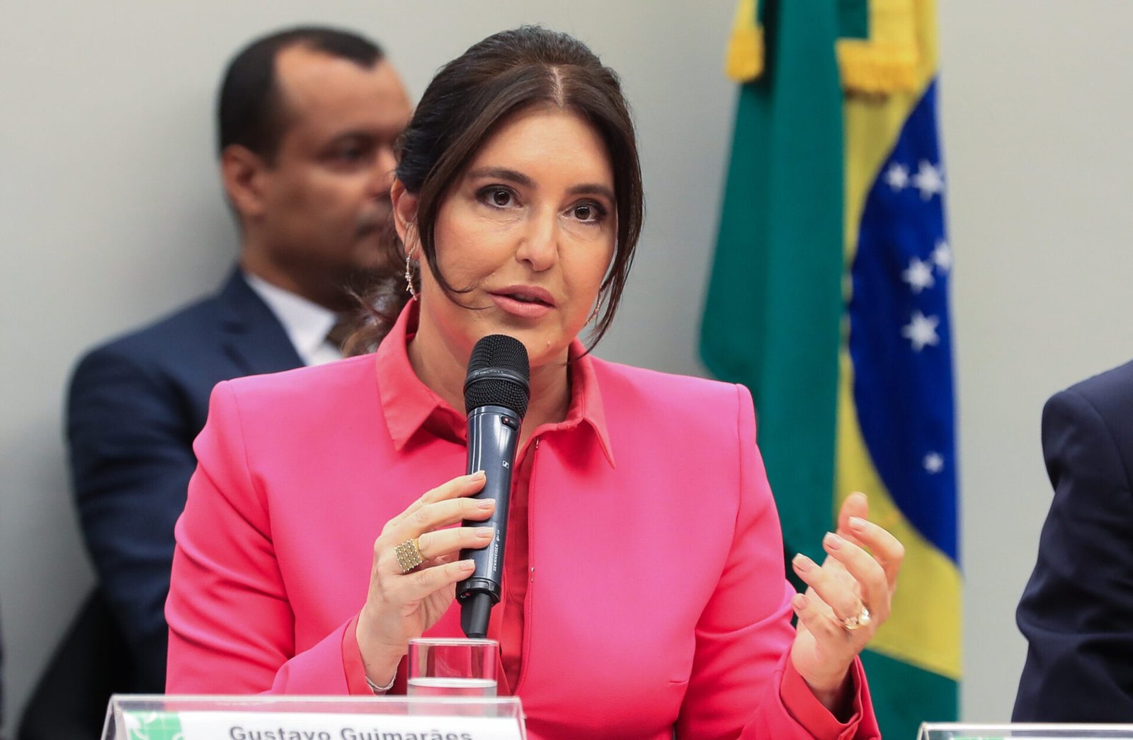 Tebet quer imposto mínimo de 10% para super-ricos e cobra justiça fiscal