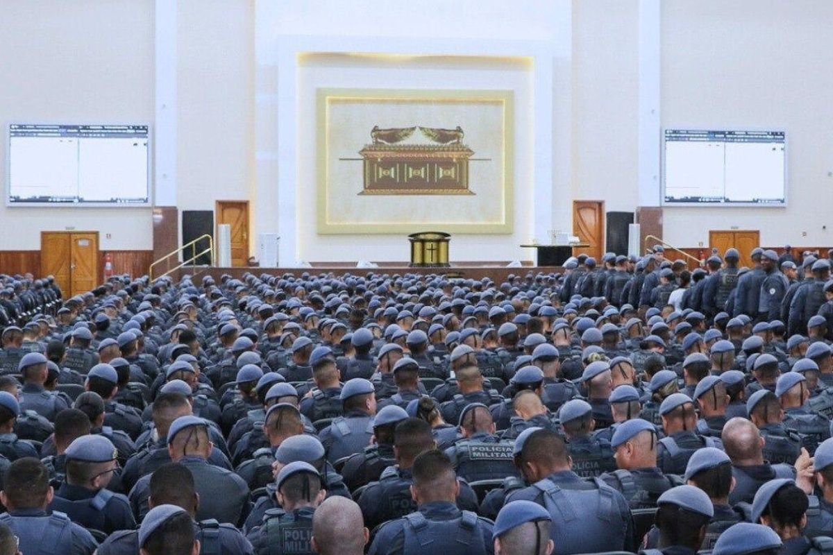 Igreja Universal avança sobre as polícias brasileiras: quando a fé torna-se poder