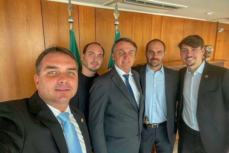 O declínio do bolsonarismo e a reconfiguração da direita brasileira
