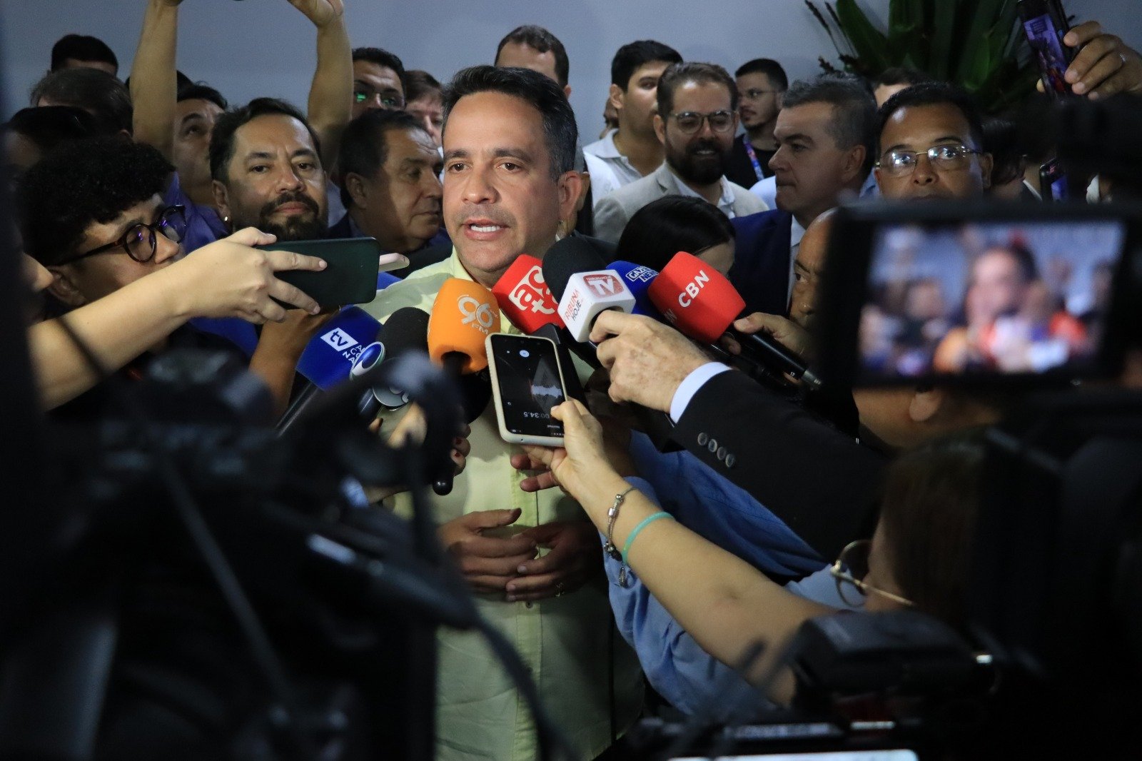 Paulo Dantas empossa secretários e pede desculpa pública ao Sinteal