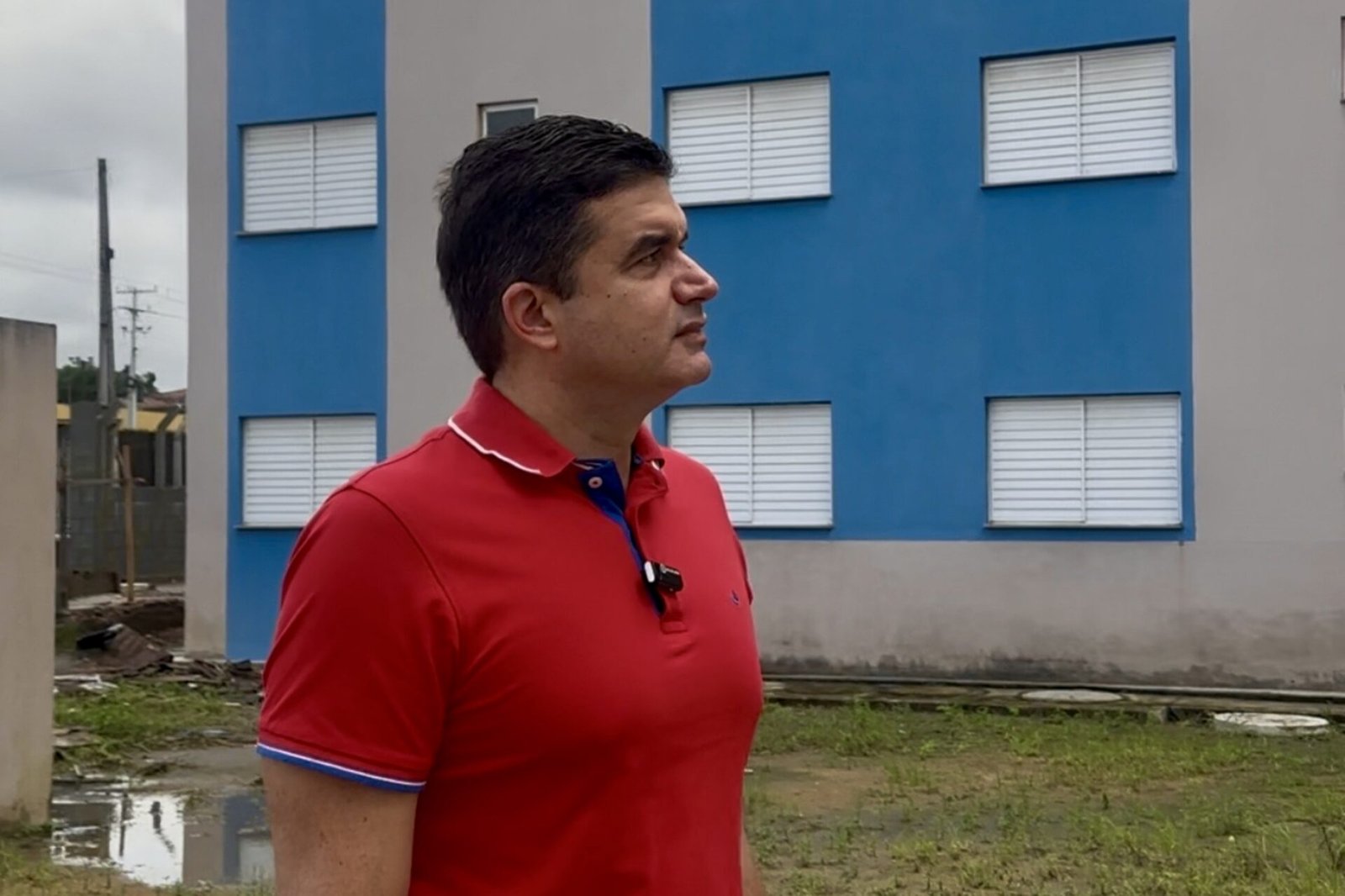 Rui Palmeira cobra entrega de apartamentos e critica falta de investimentos em habitação em Maceió