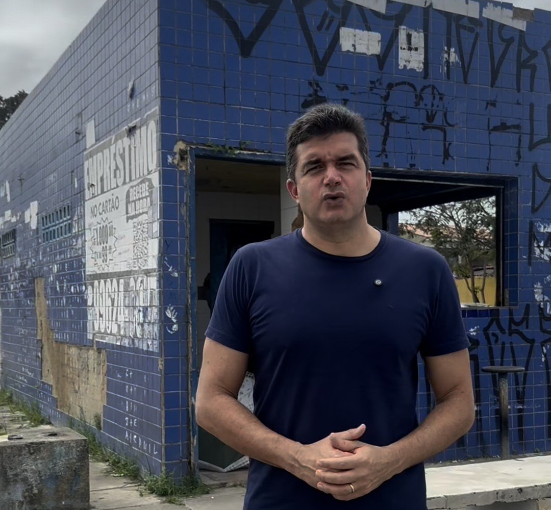 Vereador Rui Palmeira denuncia abandono de terminal de ônibus no Henrique Equelman