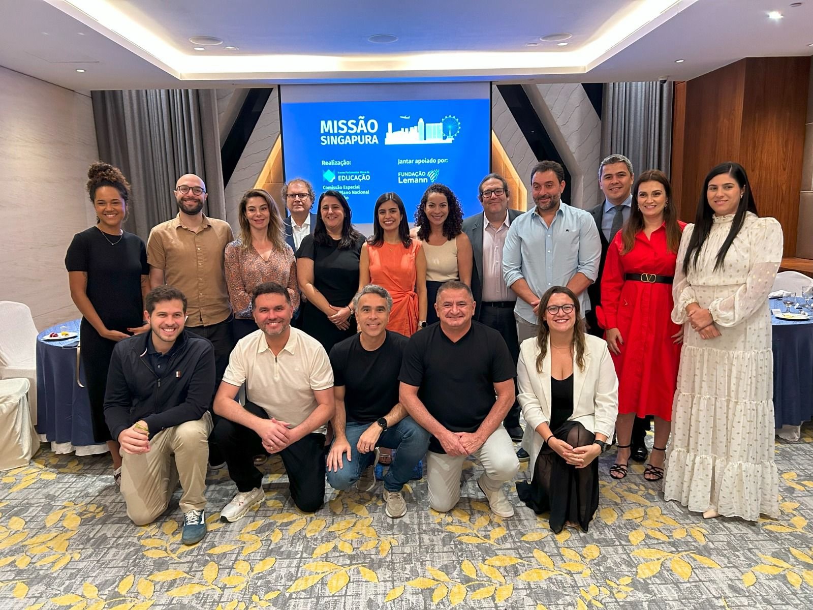 Rafael Brito leva Congresso a Singapura para conhecer melhor sistema de educação do mundo